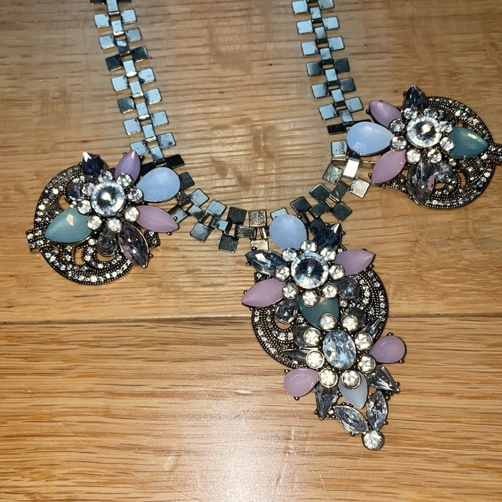 Necklace - Picture 3 of 3